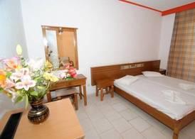 Iris Hotel 3