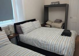 Central Edinburgh Flat Sleep 6, Minutes From old Town 4