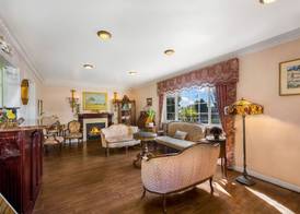 Carmel Inn & Suites 3