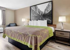 Super 8 by Wyndham Harker Heights Killeen - Fort Cavazos 4