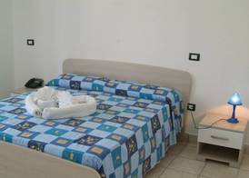 Hotel Aurora 5