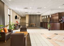 Travelodge by Wyndham Edmonton West 3