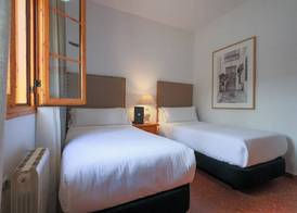 Hotel Tugasa El Almendral 5