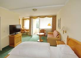 Parkhotel am Taunus 5