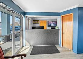 Americas Best Value Inn-Indianola 3