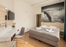 Kristály Hotel 3