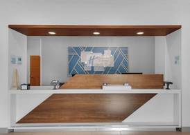 Holiday Inn Express & Suites DESTIN E - COMMONS MALL AREA by IHG 2