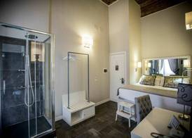 Chic & Town Luxury Rooms Piazza di Spagna 5