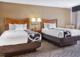 La Quinta by Wyndham Minneapolis-Minnetonka 5