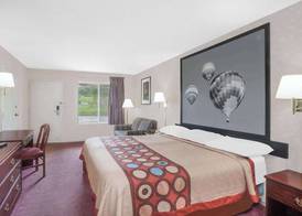 Super 8 by Wyndham Decatur Priceville 4