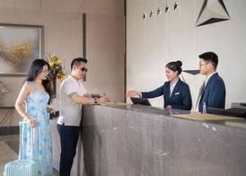 DeLaSea Ha Long Hotel - Modern Bayview Escape 5