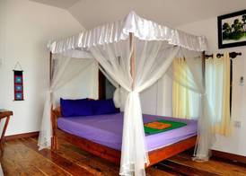 White Beach Bungalows 2