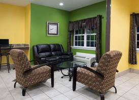 Microtel Inn by Wyndham Rogers 2
