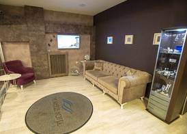 The Breeze Hotel 4