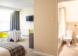 The Sitwell Arms Hotel 4