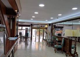 Vintage Hotel Mercedes 2