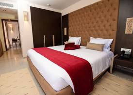 Hôtel Lescure Business and SPA 5