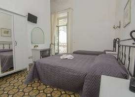 Hotel Fontana 4