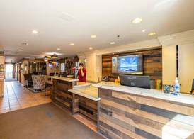 Lagonita Lodge 2