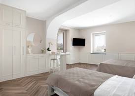 De Vivo Realty - Cyrus&Janus flats 2