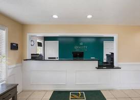 Quality Inn & Suites Greensboro near Lake Oconee 2