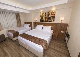 BGuest Hotel & Residence 3