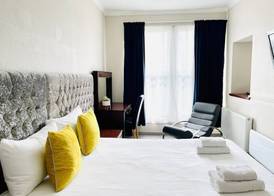 Lovat Hotel 3