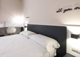 Five Boutique Rooms 2