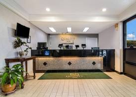 Quality Inn Marietta near Dobbins ARB 3