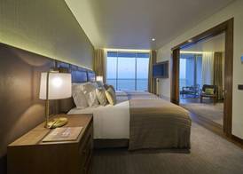Les Suites at The Cliff Bay - PortoBay 4