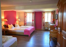 Landhotel Schloss Buttenheim 5