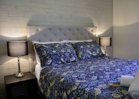 Halls Haven Holiday Units 2