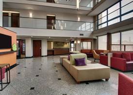 Drury Inn & Suites Bowling Green 4