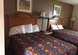 Econo Lodge Franklin 3