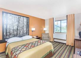 Super 8 by Wyndham Norton VA 3