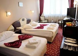 Akyuz Hotel 4