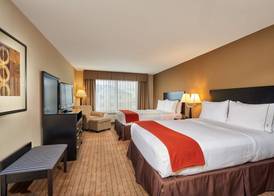Holiday Inn Express & Suites EL PASO AIRPORT by IHG 4
