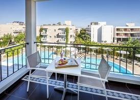 Peridis Family Resort 4