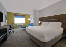 Holiday Inn Express & Suites MILWAUKEE - BROOKFIELD by IHG 3