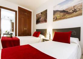 Apartamentos El Tajo & SPA 3