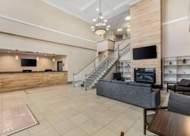 Country Inn & Suites by Radisson, Elk Grove Village-Itasca 3