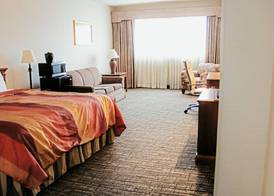 Hotel Topeka at City Center 4