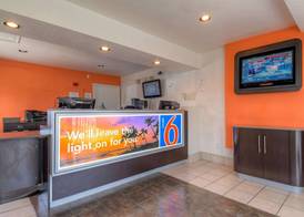Motel 6 Chula Vista, CA - San Diego 2