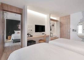 Blu Monkey Hub and Hotel Laguna, Bangtao Phuket 4