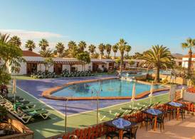 Castillo Beach Club Apartments 5
