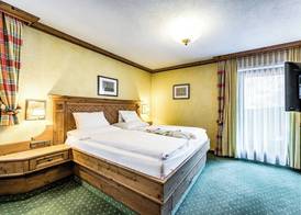 Hotel Alpina Sölden - Adults Only 2