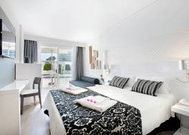 Mar Hotels Playa de Muro Suites 2