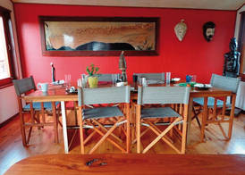 Stiltz Guest House 5