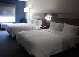 Holiday Inn Express & Suites SHAMROCK NORTH by IHG 4