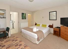 Waterfalls Estate - Motel & Campground 5